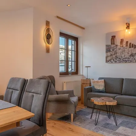Post By In One Apartment Zell am See
